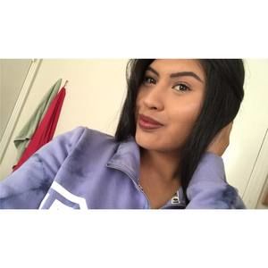 Meet your Posher, Jully